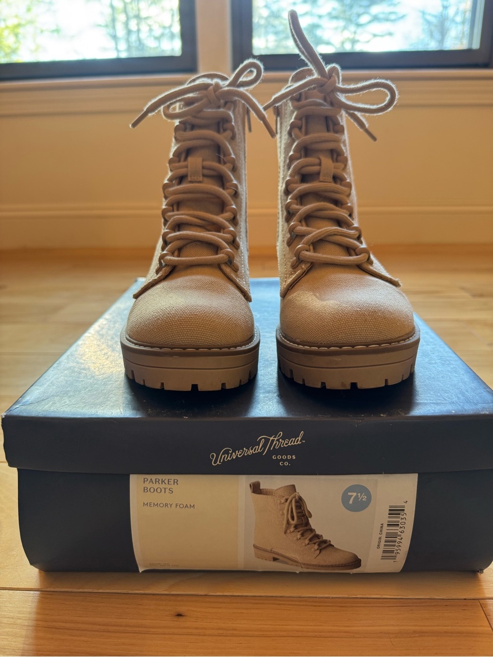 Parker boot